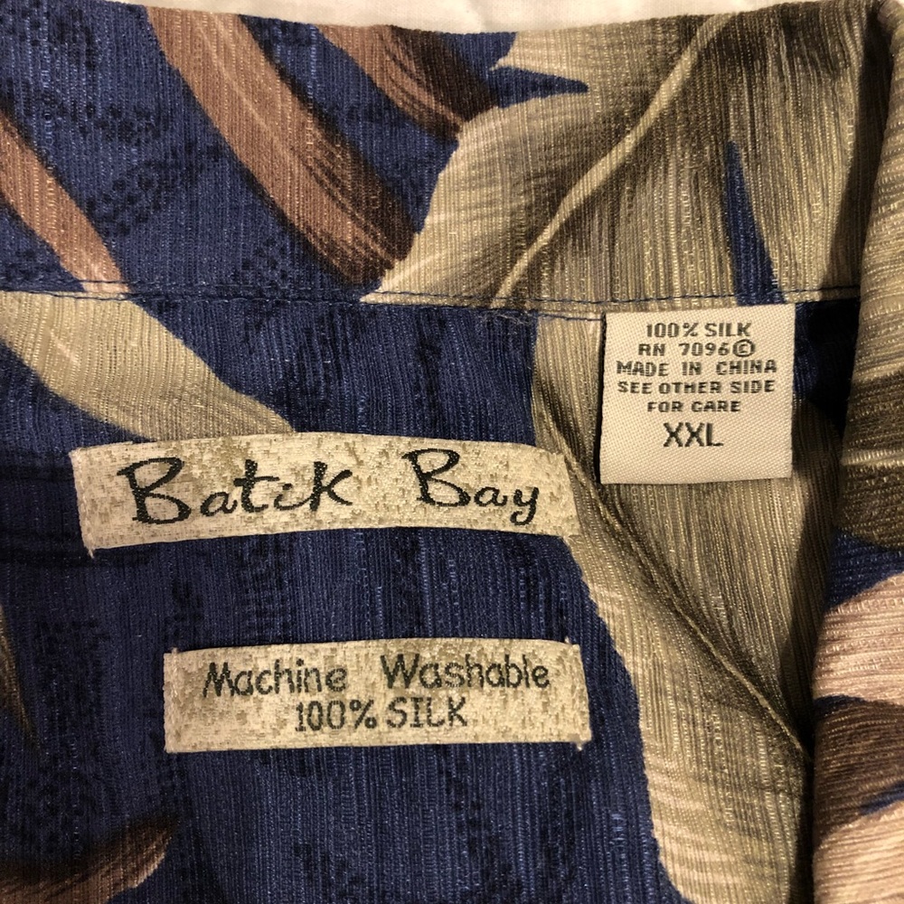 Men’s XXL ‘Hawaiian’ button down